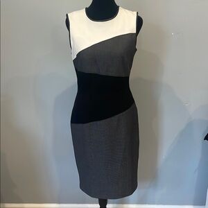 Elegant Black and White Colorblock Dress White House black market sz 2